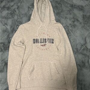 Hollister Women's cream color Hoodie